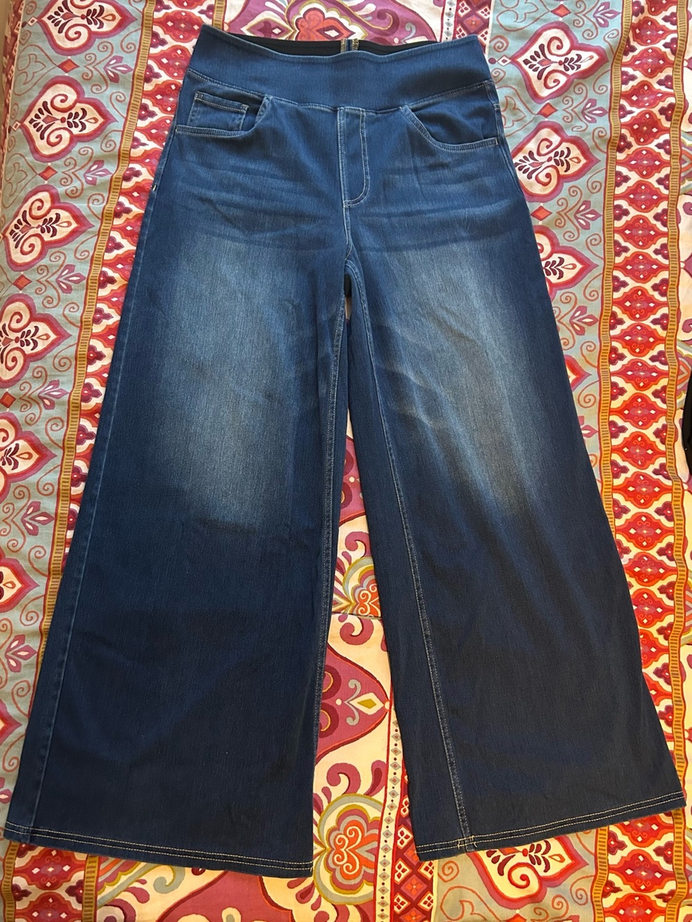 Halara Flex™ High Waisted Wide Leg Jeans with Pockets